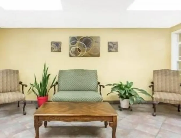 Days Inn By Wyndham Phenix City Near Fort Moore hotel detail image 2