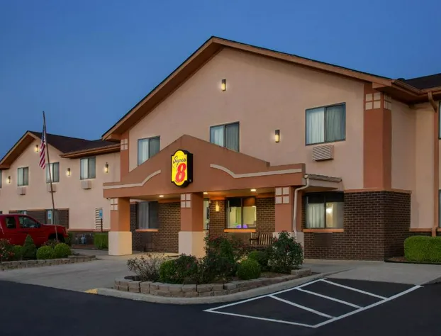 Super 8 by Wyndham Mayfield hotel detail image 4