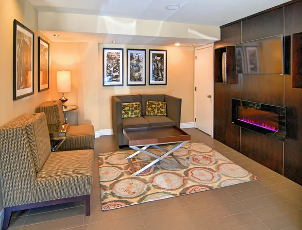 Best Western Carmel's Town House Lodge hotel detail image 4