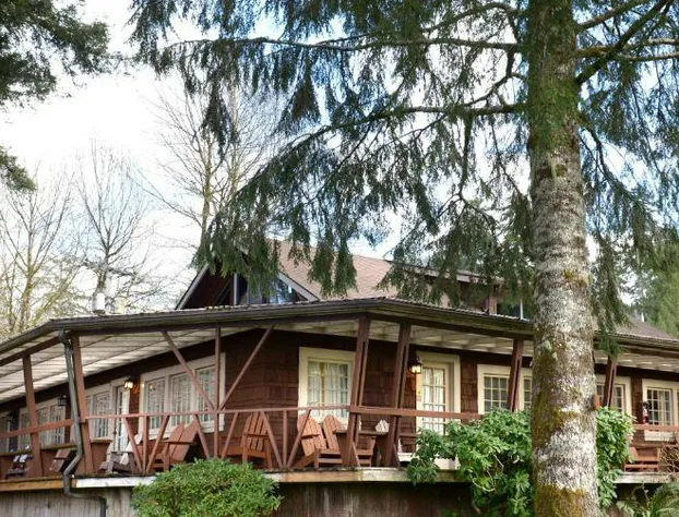 Lake Quinault Lodge hotel detail image 1