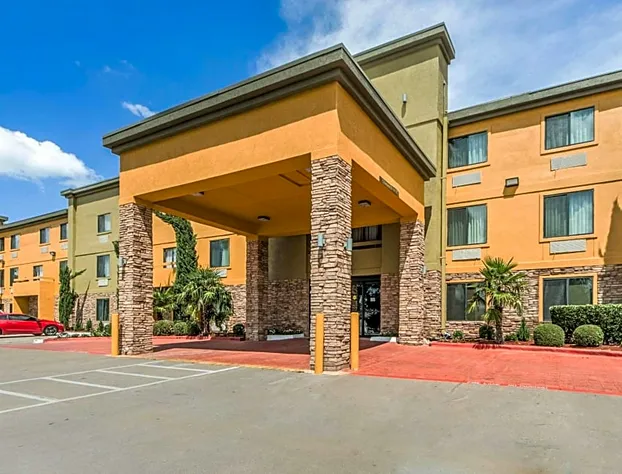 Comfort Inn Dallas Park Central hotel detail image 2