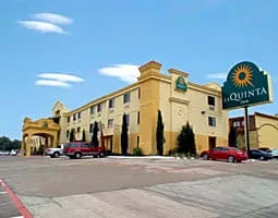 Comfort Inn Dallas Park Central hotel detail image 1