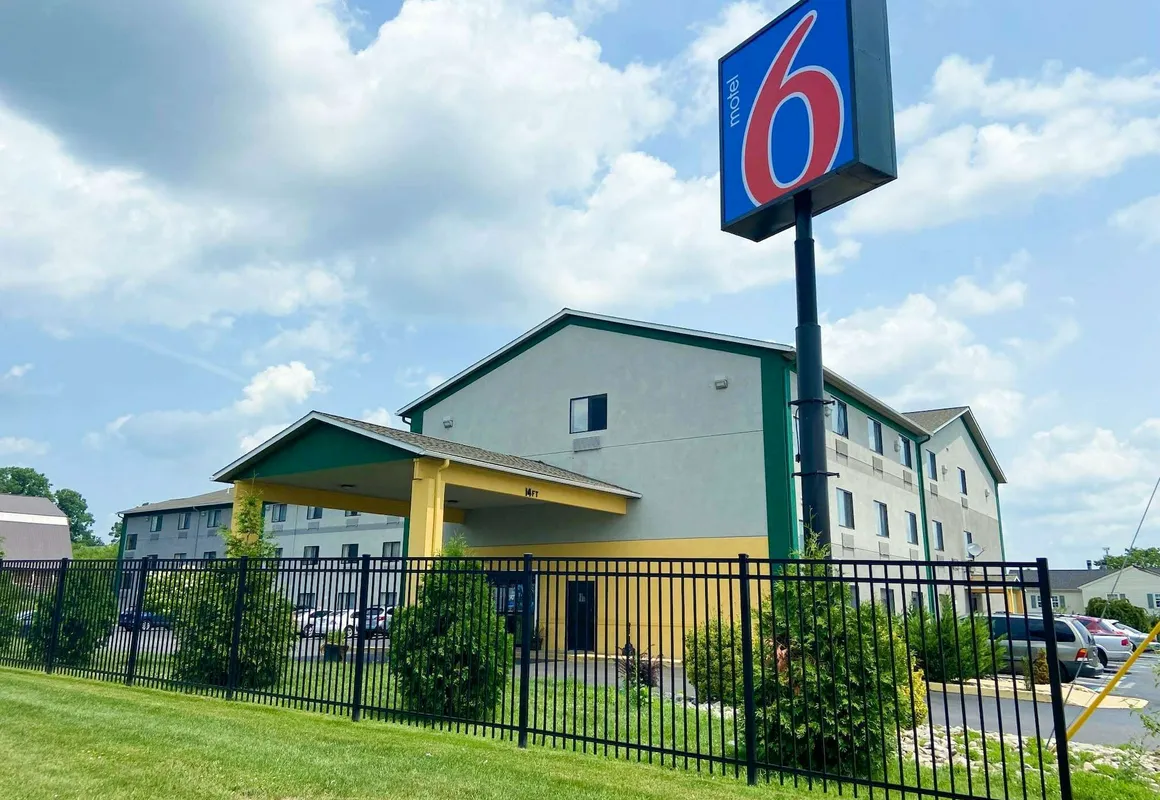 Motel 6 Lancaster, PA hotel hero