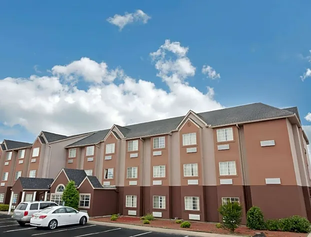 Microtel Inn & Suites By Wyndham Brandon hotel detail image 1