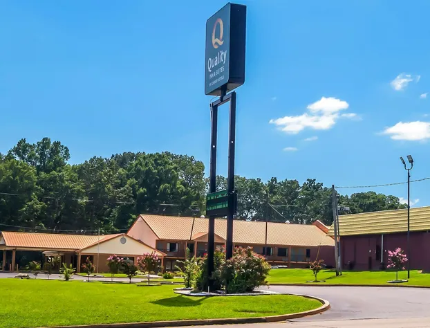 Quality Inn & Suites Corinth West hotel detail image 4