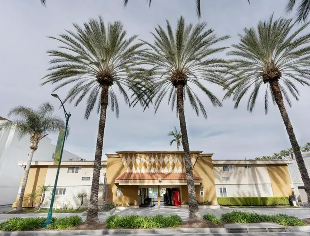 Americas Best Value Inn & Suites Anaheim Convention Center hotel detail image 3