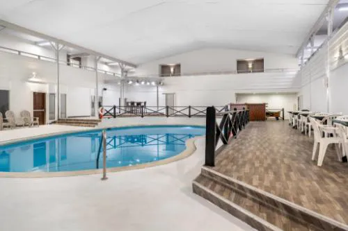 Comfort Inn & Suites hotel detail image 2