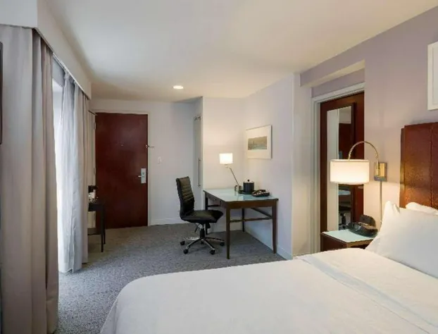 Hampton Inn Seaport Financial District hotel detail image 2