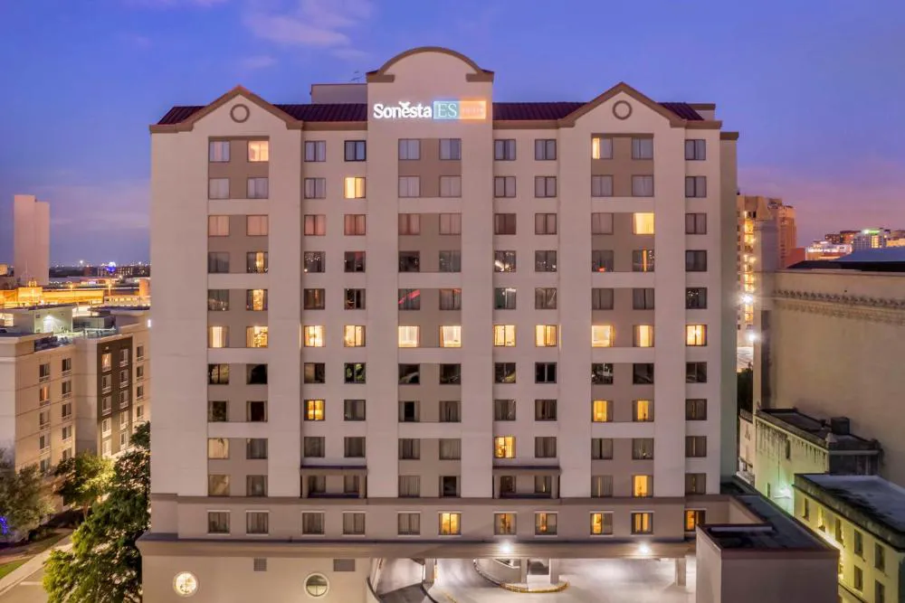 Sonesta ES Suites San Antonio Downtown Alamo Plaza hotel hero