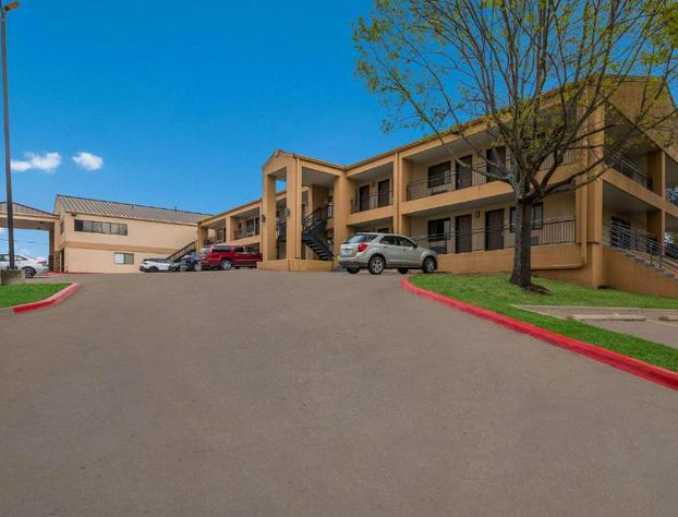 Quality Inn & Suites Round Rock - Austin North hotel detail image 1