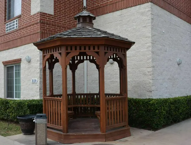 Super 8 by Wyndham Austin/Airport South hotel detail image 2