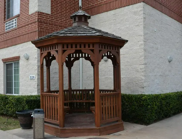 Super 8 by Wyndham Austin/Airport South hotel detail image 2