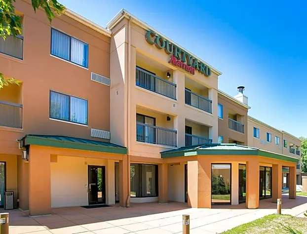 Courtyard by Marriott Boston Westborough hotel detail image 1