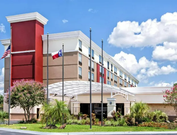 Wyndham Houston Sugarland hotel detail image 4