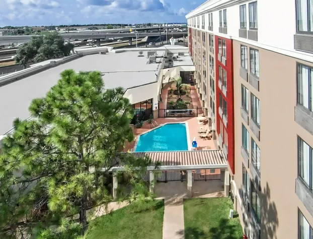 Wyndham Houston Sugarland hotel detail image 2