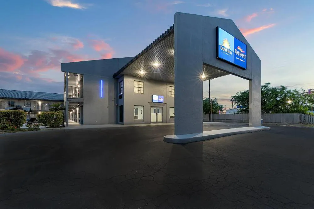 Days Inn By Wyndham San Antonio Near Lackland Afb hotel hero