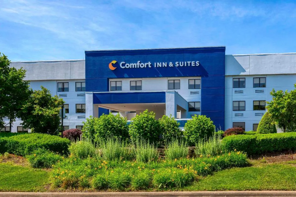Comfort Inn Shepherdsville - Louisville South hotel hero