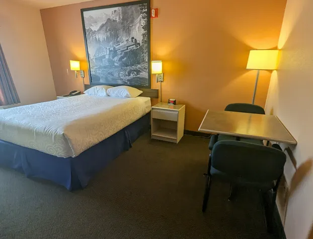 Ramada by Wyndham Cranbrook hotel detail image 3