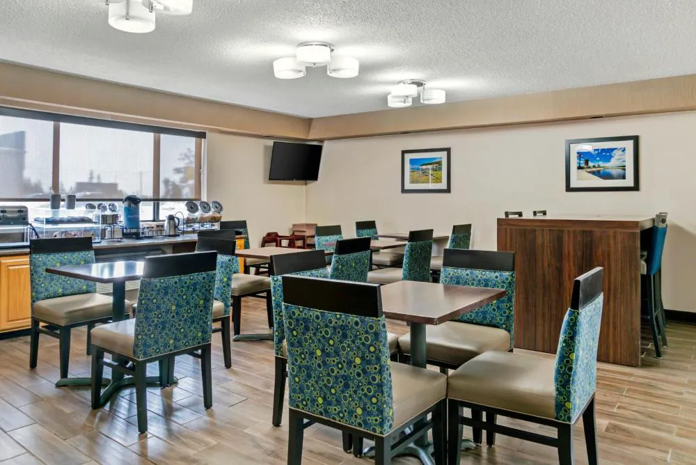 Comfort Inn hotel hero