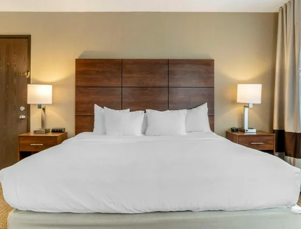 Comfort Inn Manistique hotel detail image 3