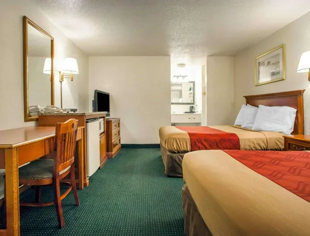 Econo Lodge Somers Point hotel detail image 4