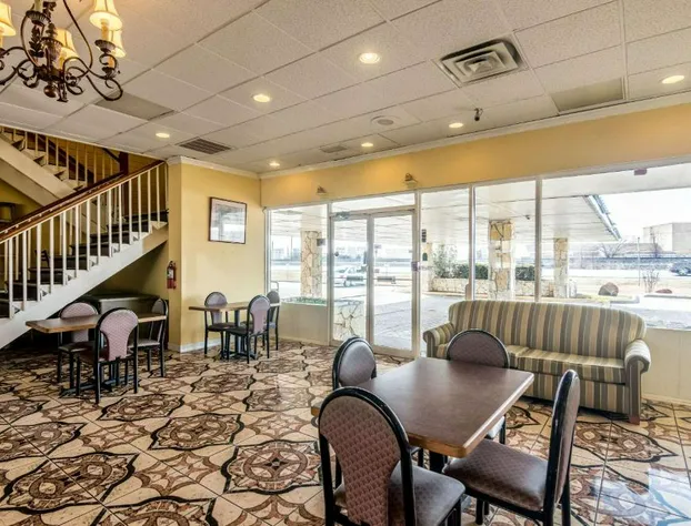 Rodeway Inn Arlington Entertainment District Area hotel detail image 4