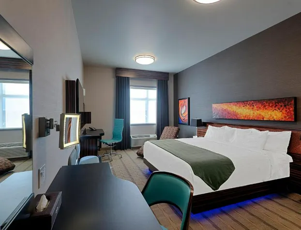 Hotel Clique Calgary Airport hotel detail image 2