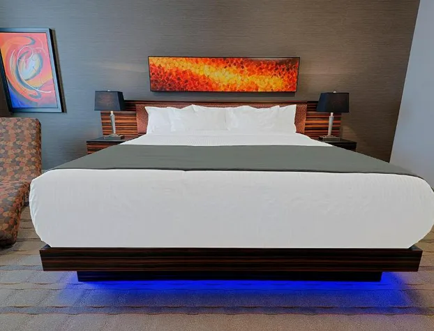 Hotel Clique Calgary Airport hotel detail image 3