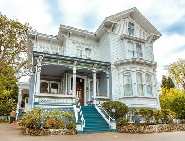 Amethyst Inn at Regents Park hotel detail image 2