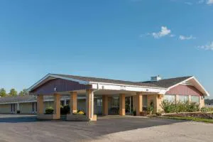 Knights Inn Kirksville hotel hero