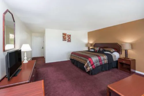 Knights Inn Kirksville hotel detail image 4