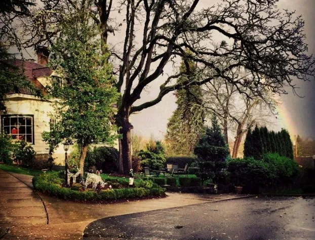 Campbell House Inn hotel detail image 3