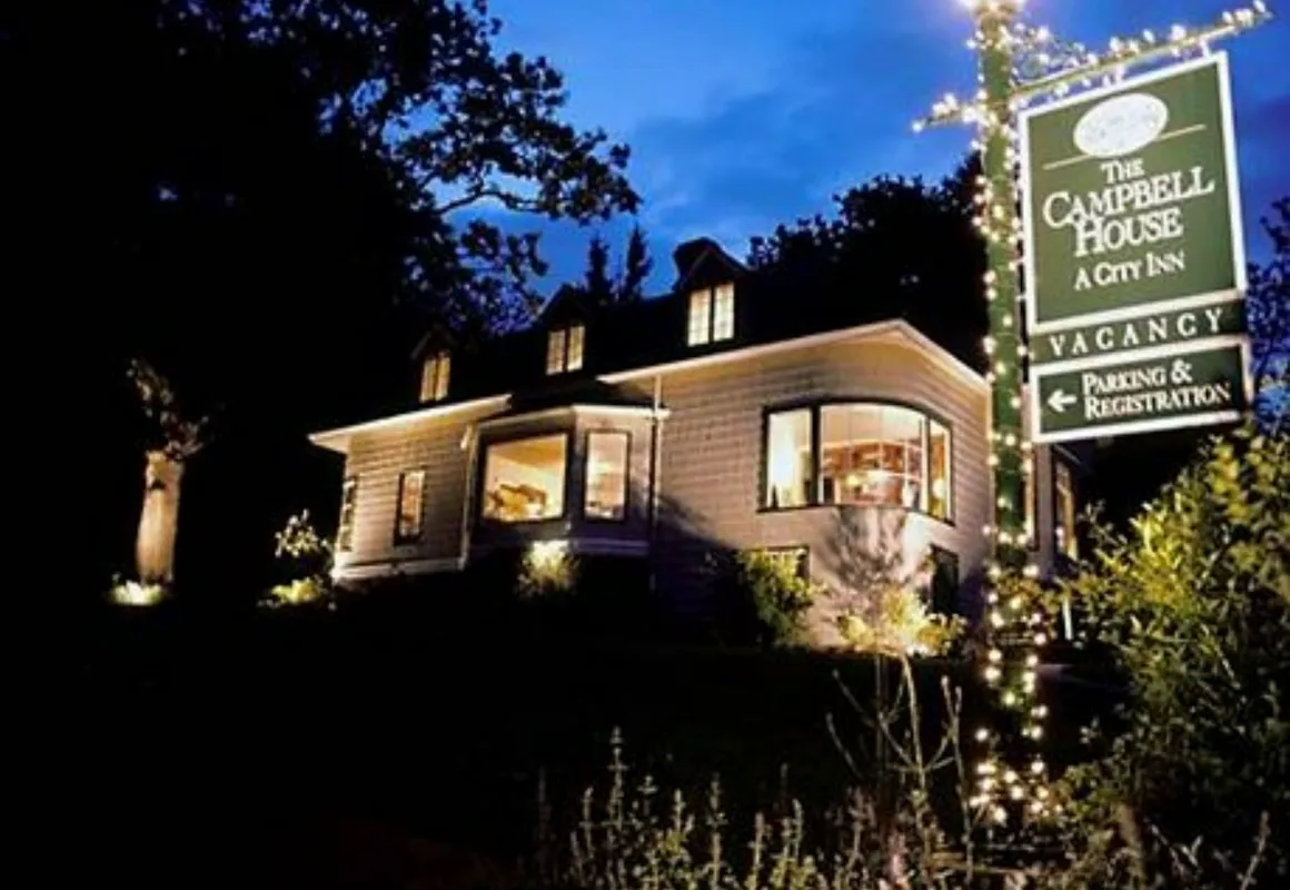 Campbell House Inn hotel hero