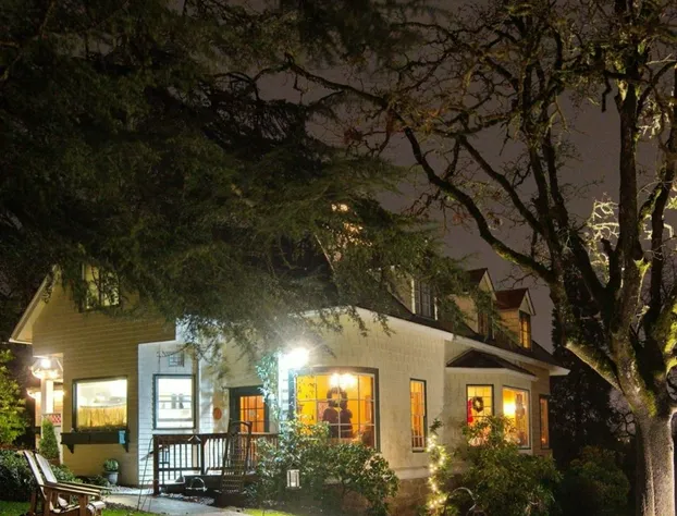 Campbell House Inn hotel detail image 2