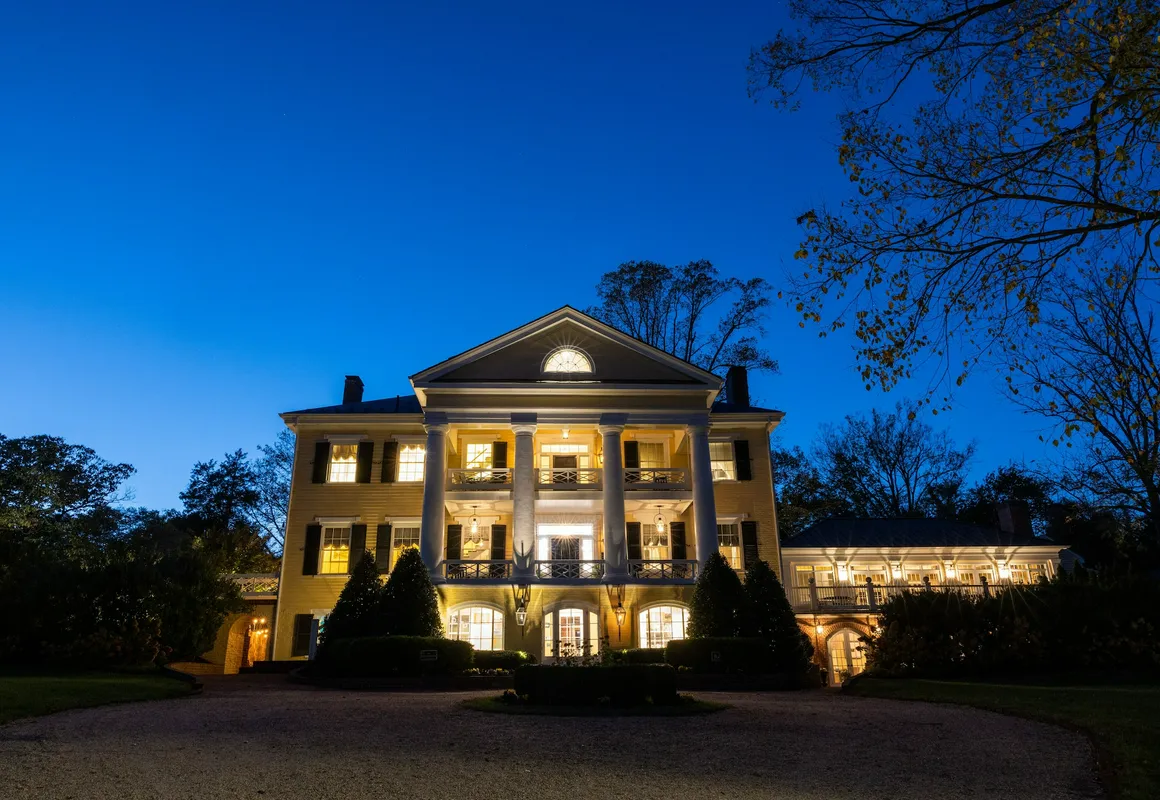 Inn at Willow Grove hotel hero