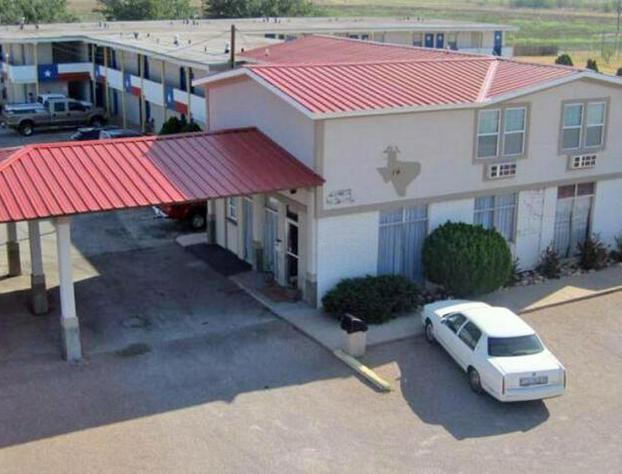 Scottish Inn and Suites Merkel hotel detail image 3