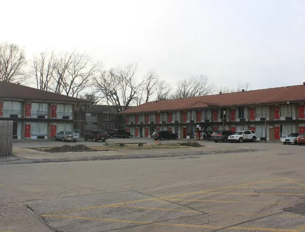 Red Carpet Inn - Louisville hotel detail image 4