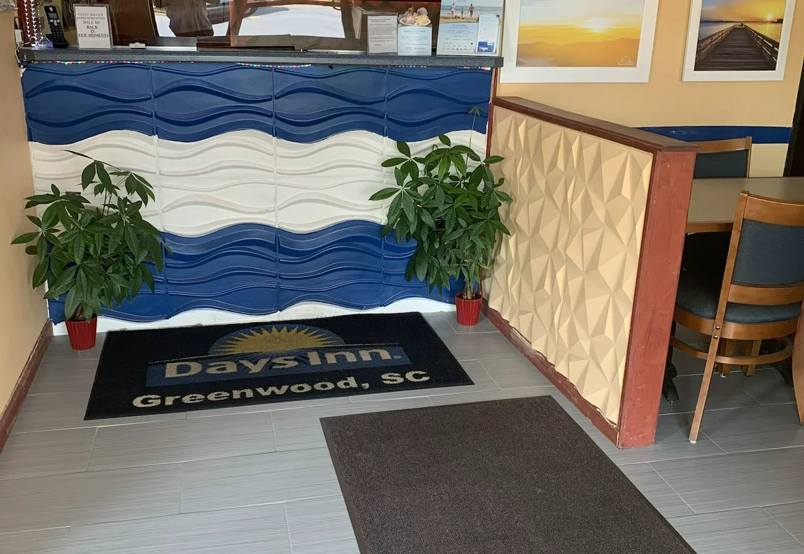 Sunrise Inn hotel hero