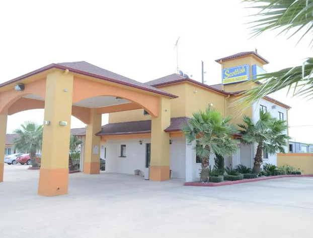 Scottish Inn & Suites Highway 6 South hotel detail image 1