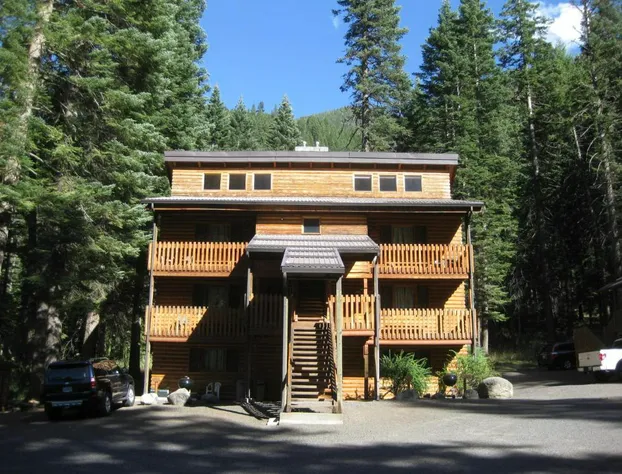 Eagle Cap Chalets hotel detail image 1