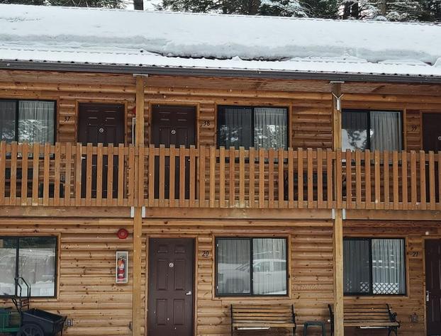 Eagle Cap Chalets hotel detail image 3