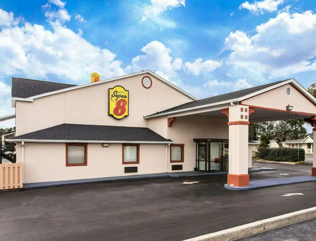 Super 8 by Wyndham Florence hotel detail image 1