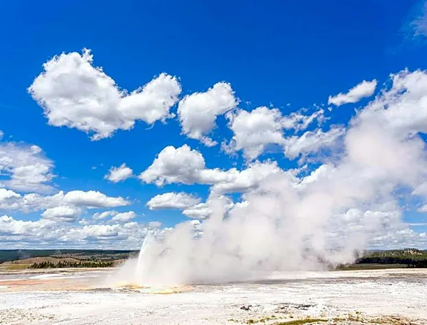 Super 8 by Wyndham Cooke City Yellowstone Park hotel detail image 4
