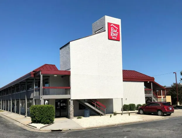 Red Roof Inn Greenville, NC hotel detail image 2