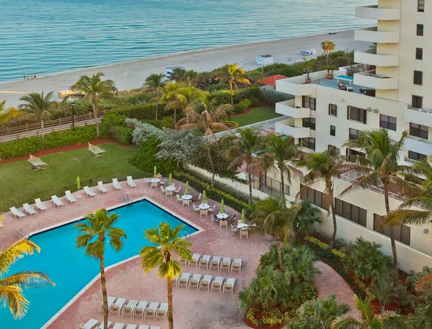 Holiday Inn Miami Beach - Oceanfront by IHG hotel detail image 2