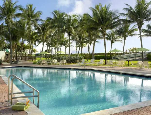 Holiday Inn Miami Beach - Oceanfront by IHG hotel detail image 3