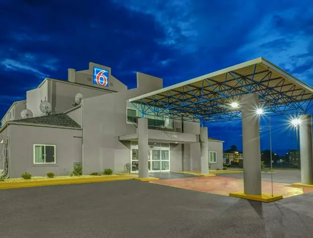 Motel 6 Montgomery, AL - Airport hotel detail image 2