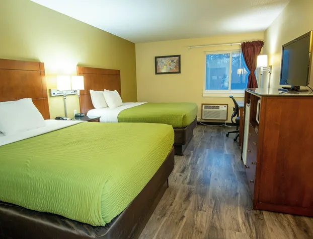 Coratel Inn & Suites By Jasper River Falls hotel detail image 4