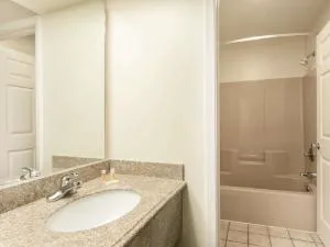 Days Inn by Wyndham Picayune hotel detail image 2