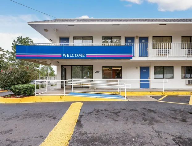 Motel 6 Bessemer, AL - Birmingham hotel detail image 1
